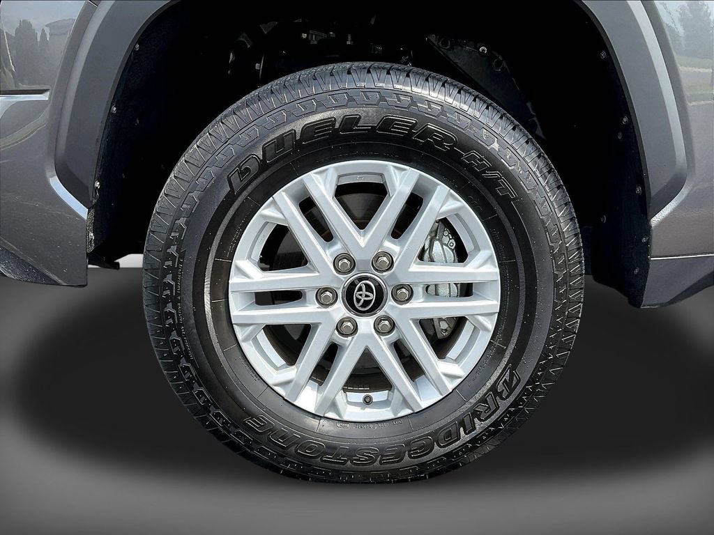 Used 2025 Toyota Tundra SR5 AWD/4WD image 35