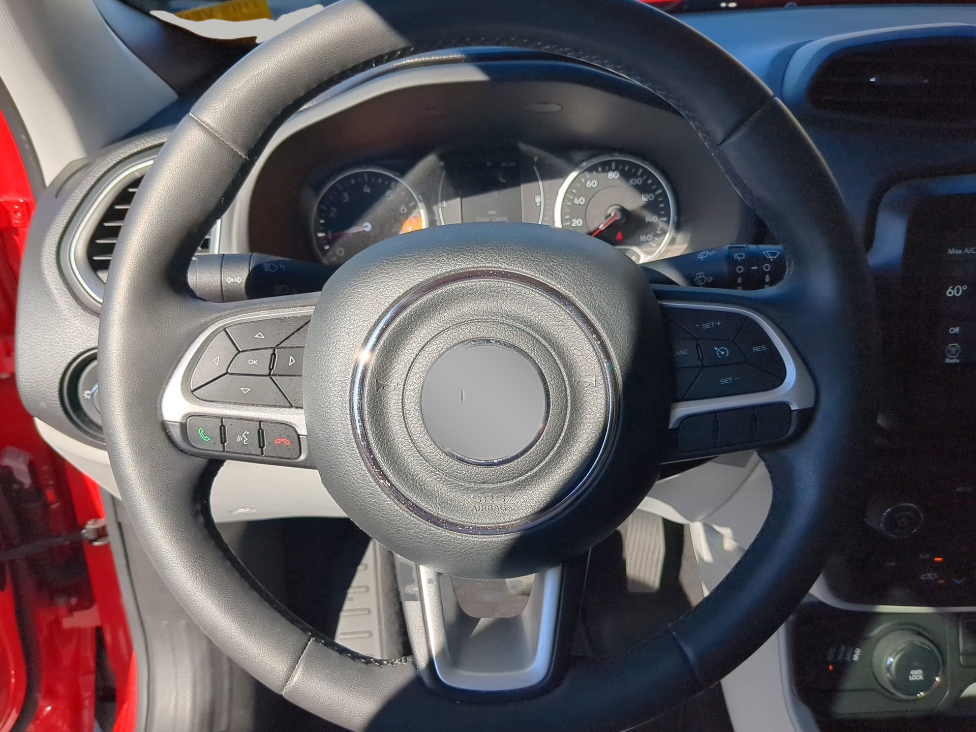 Used 2018 Jeep Renegade Latitude image 57