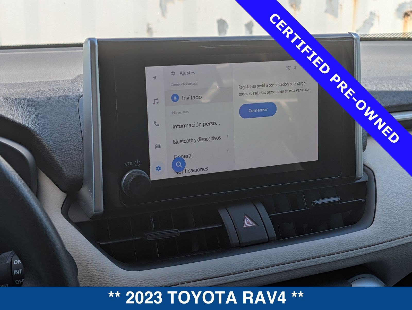 Used 2023 Toyota RAV4 XLE FWD image 29