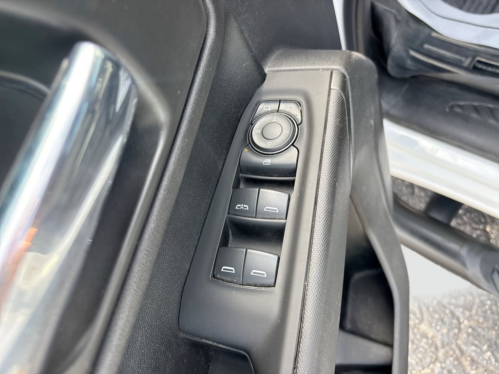 Used 2024 Chevrolet Silverado 1500 Custom AWD/4WD image 28