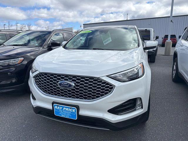 Certified 2023 Ford Edge SEL w/ Convenience Package AWD/4WD image 2