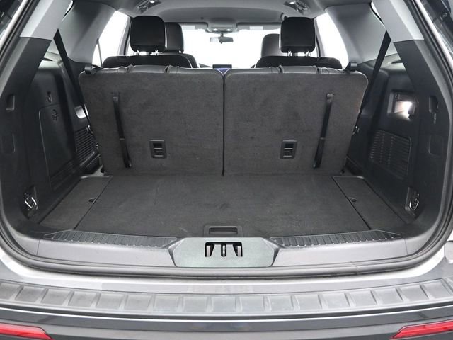 Certified 2022 Ford Explorer XLT w/ Equipment Group 202A image 27