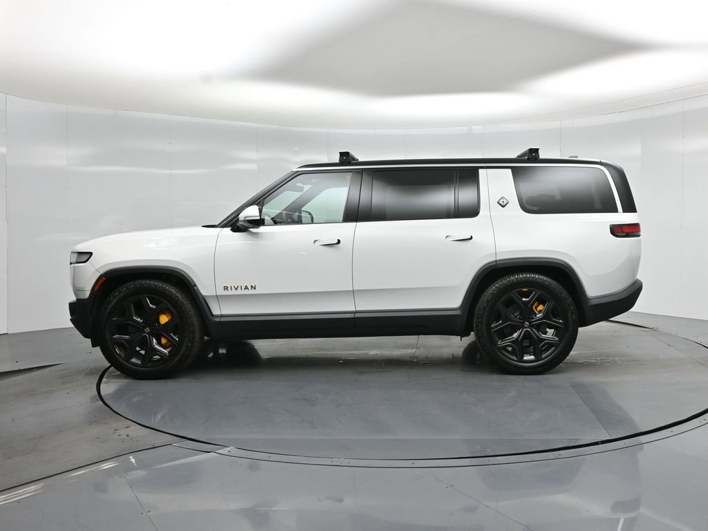 Used 2024 Rivian R1S Adventure AWD/4WD image 25