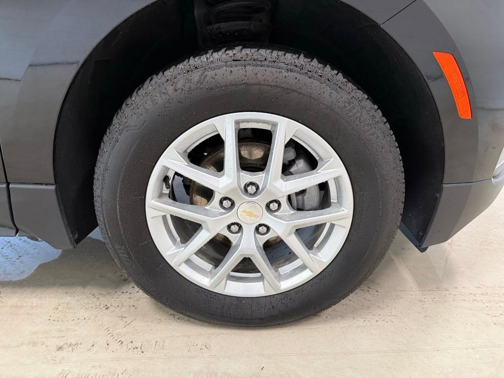 Used 2024 Chevrolet Equinox LT image 11