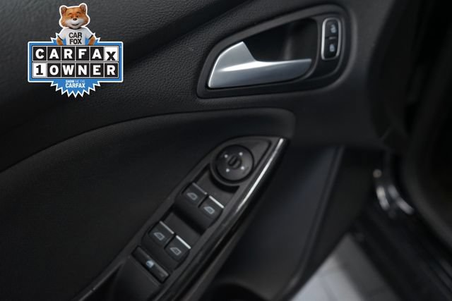 Certified 2018 Ford Focus Titanium FWD image 19