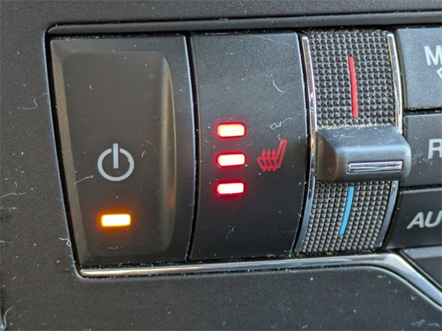 Certified 2019 Ford Explorer XLT w/ Equipment Group 202A image 23