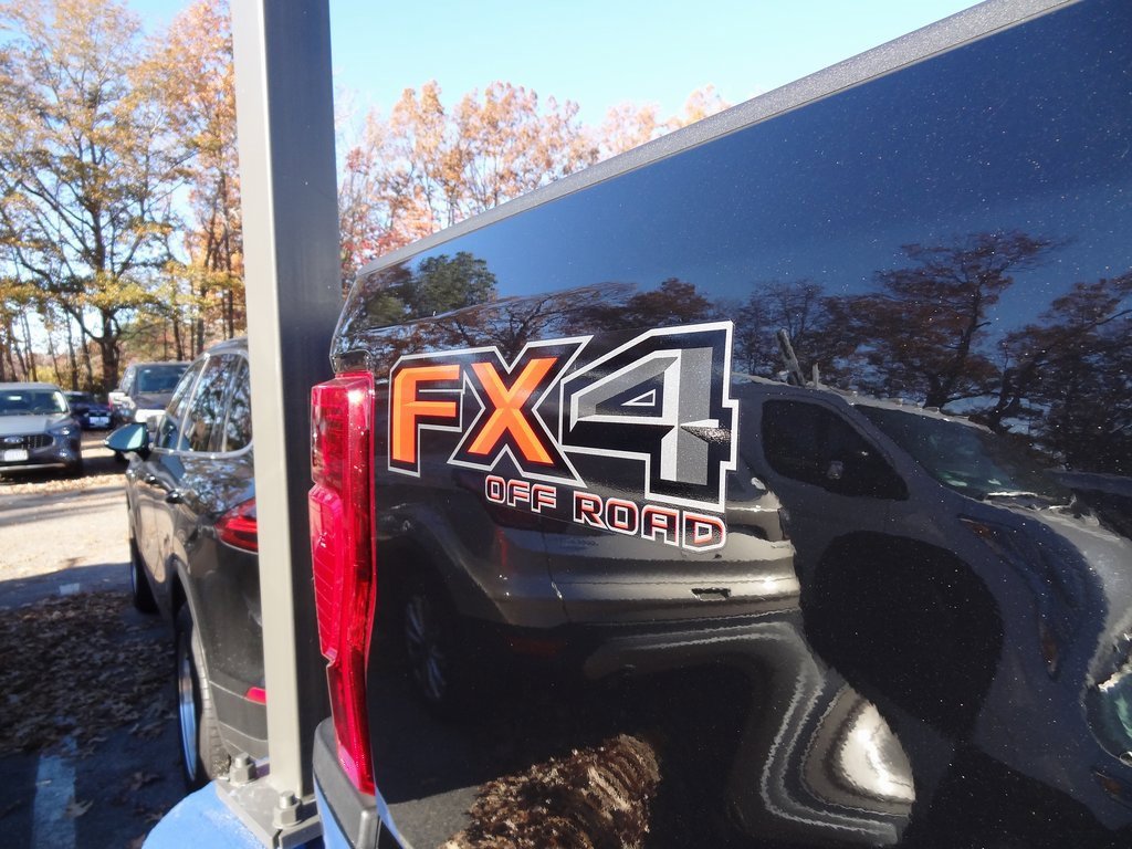 Certified 2021 Ford F250 Lariat w/ Lariat Value Package image 12