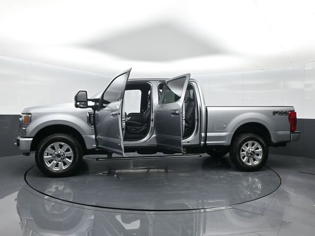 Certified 2022 Ford F350 Platinum w/ FX4 Off-Road Package image 28