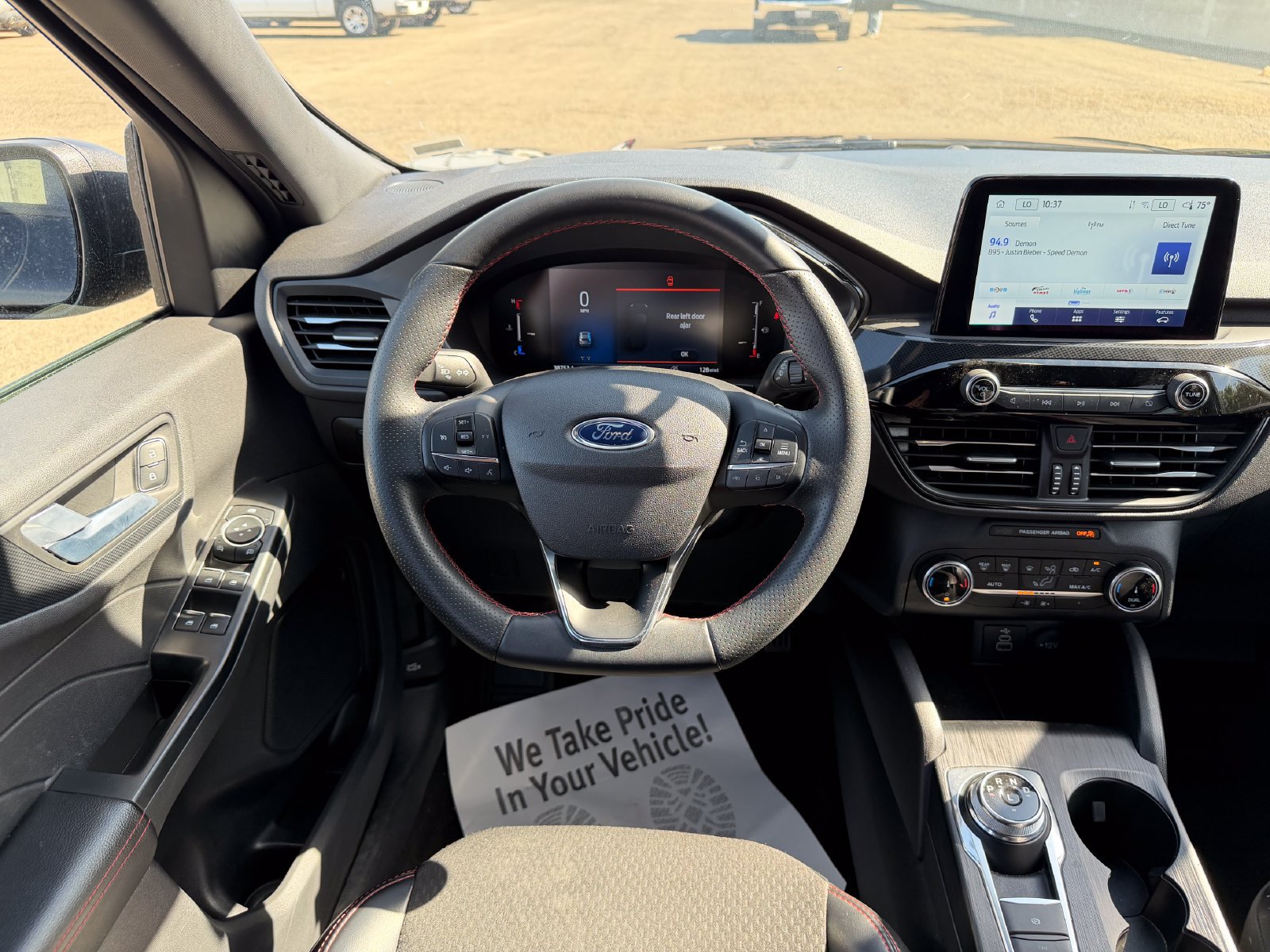 Certified 2025 Ford Escape ST-Line FWD image 14