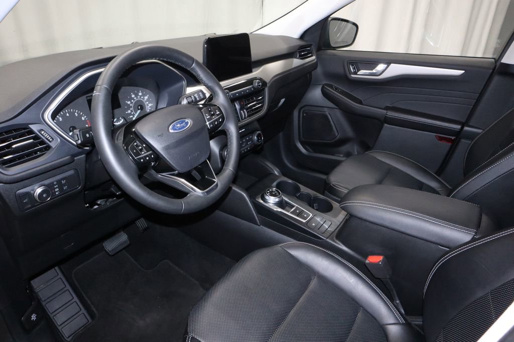 Certified 2022 Ford Escape SEL image 25