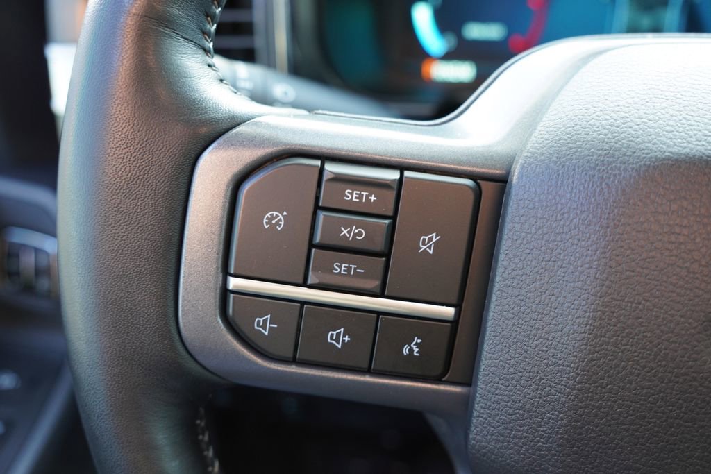 Certified 2023 Ford F350 Lariat w/ Chrome Package image 35