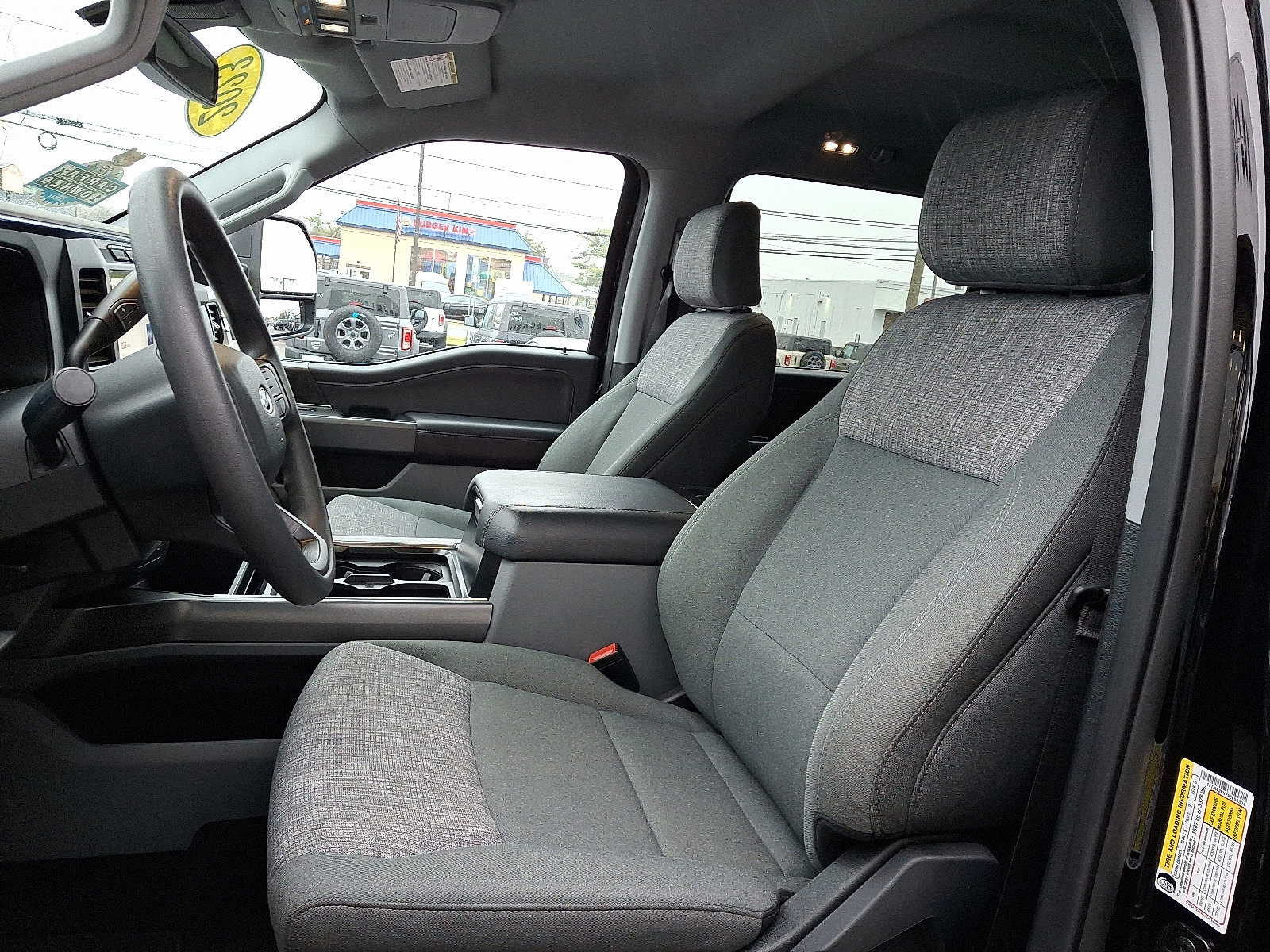 Certified 2023 Ford F250 XLT w/ Black Appearance Package image 16