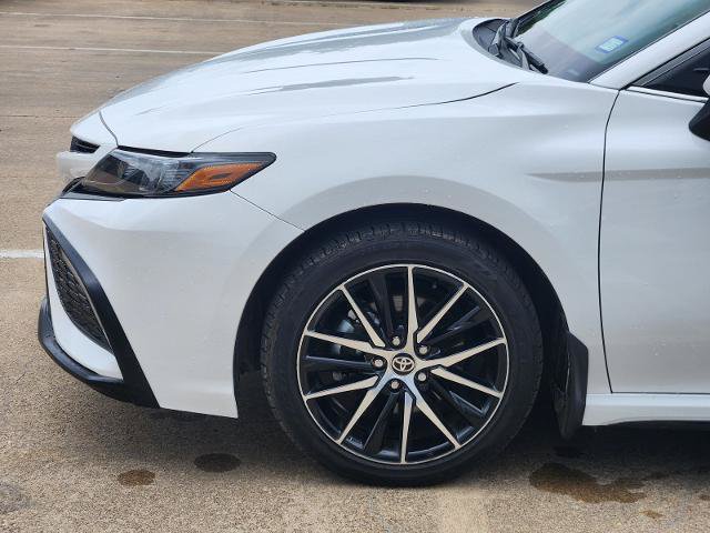 Used 2024 Toyota Camry SE FWD image 8