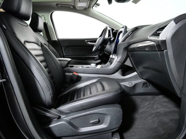 Certified 2024 Ford Edge SEL w/ Convenience Package AWD/4WD image 11