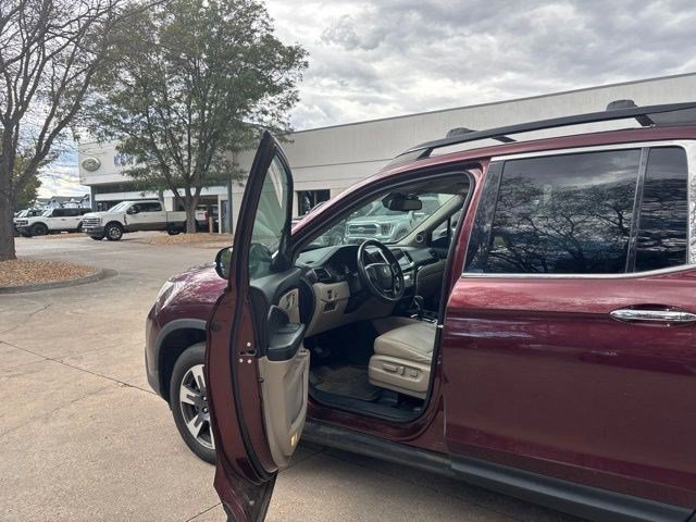 Used 2019 Honda Ridgeline RTL-E image 16