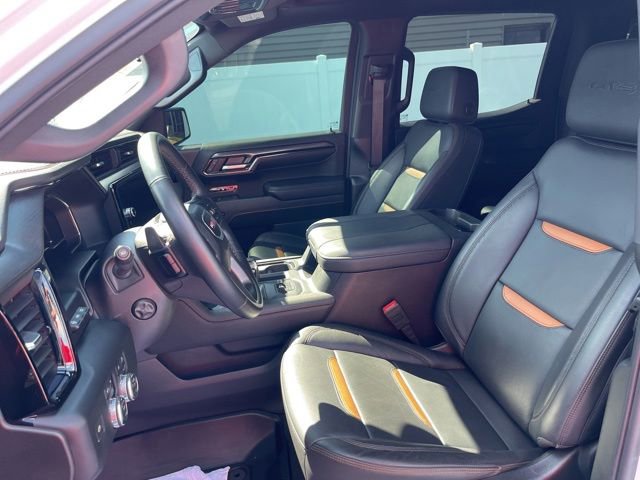 Used 2024 GMC Sierra 1500 AT4 w/ Technology Package AWD/4WD image 16