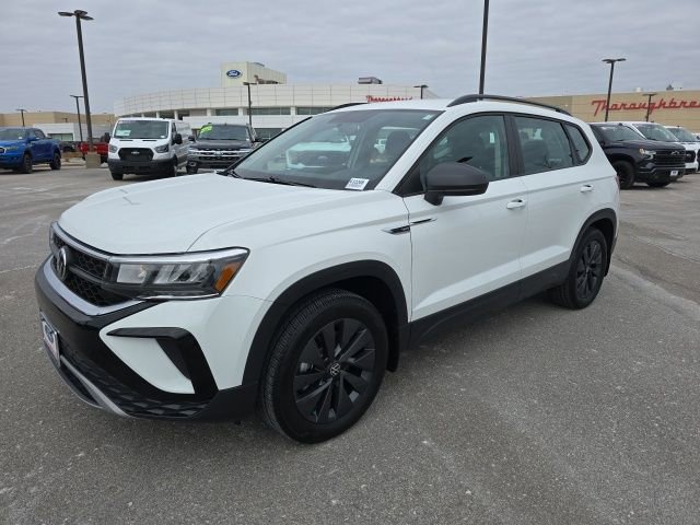 Used 2022 Volkswagen Taos S image 7