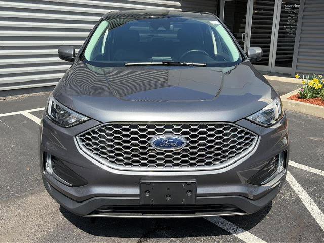 Certified 2024 Ford Edge SEL w/ Convenience Package AWD/4WD image 8
