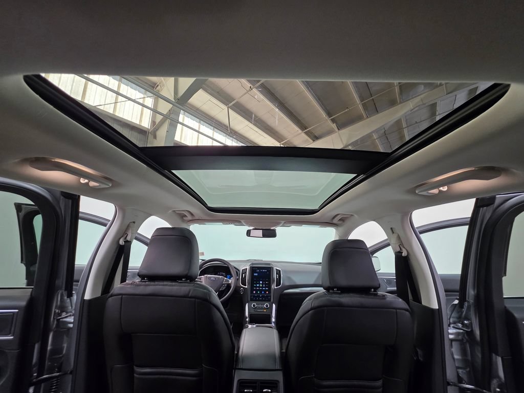 Certified 2024 Ford Edge Titanium w/ Equipment Group 301A AWD/4WD image 18