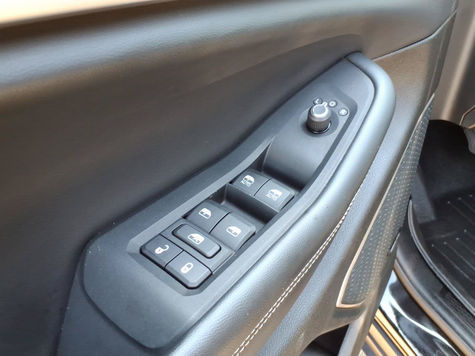 Used 2022 Jeep Grand Cherokee Limited AWD/4WD image 15