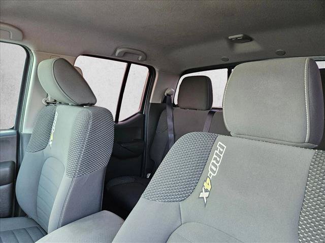Used 2018 Nissan Frontier PRO-4X AWD/4WD image 16