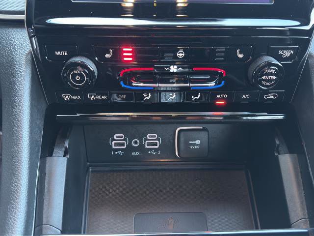 Used 2023 Jeep Grand Cherokee L Laredo image 27