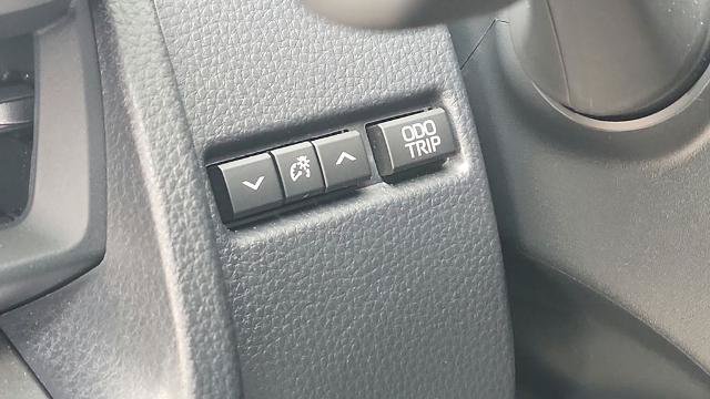 Used 2026 Toyota Prius LE FWD image 11