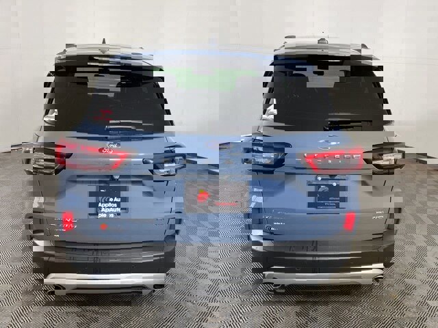 Certified 2025 Ford Escape Platinum image 4