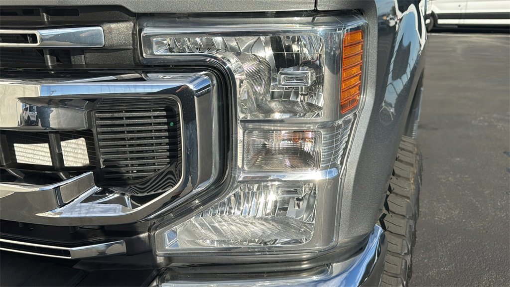 Certified 2022 Ford F250 XLT image 6