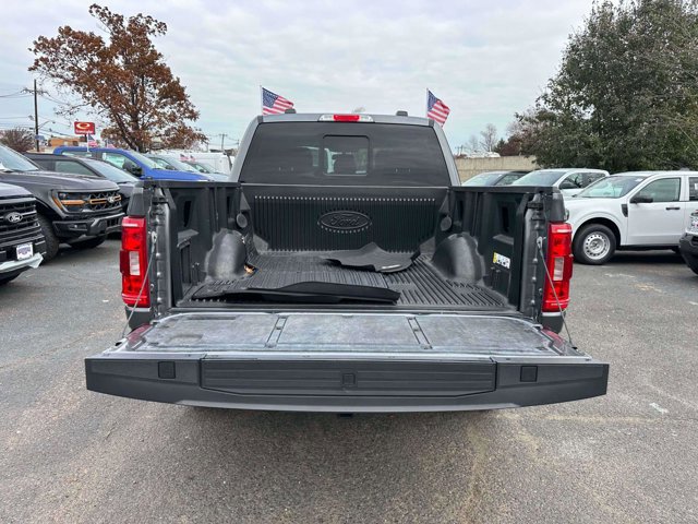 Certified 2022 Ford F150 XLT w/ Equipment Group 302A High image 7