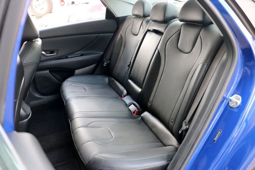 Used 2021 Hyundai Elantra Limited w/ Cargo Package FWD image 20
