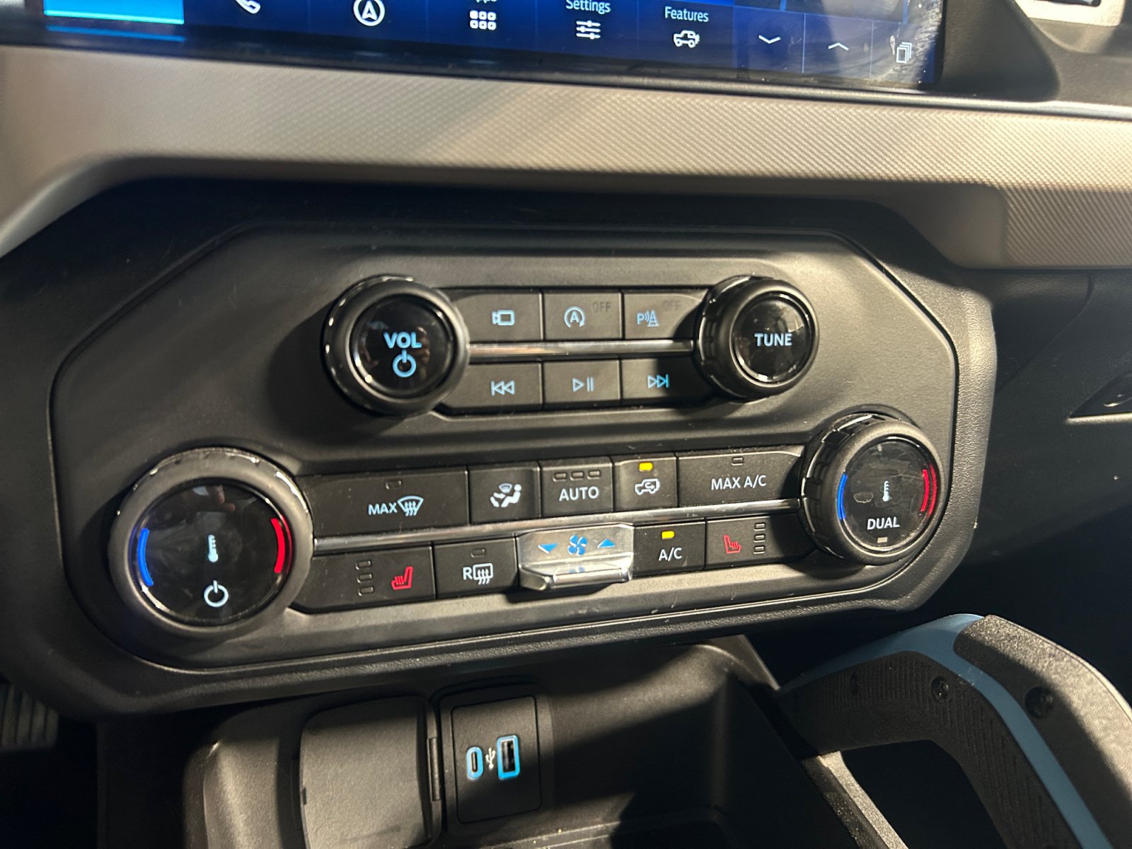 Certified 2022 Ford Bronco Wildtrak AWD/4WD image 16