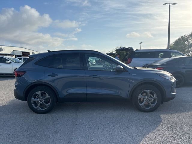 Certified 2026 Ford Escape ST-Line Select w/ Tech Pack #1 image 4