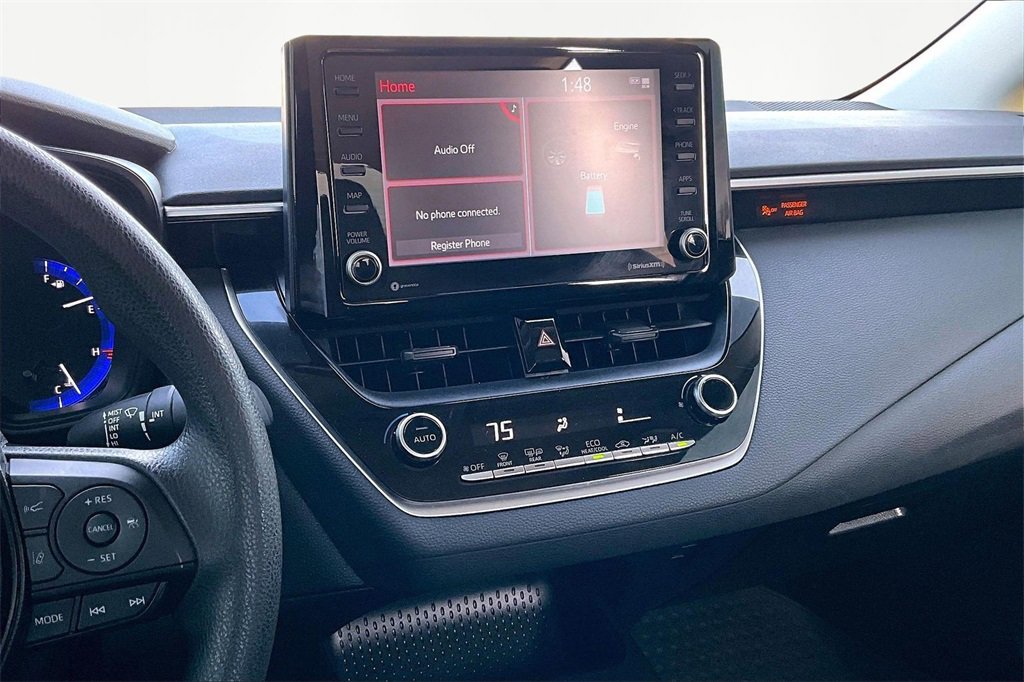 Used 2022 Toyota Corolla LE image 6