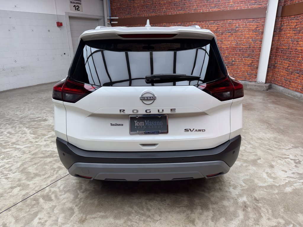 Used 2023 Nissan Rogue SV w/ SV Premium B Package AWD/4WD image 4