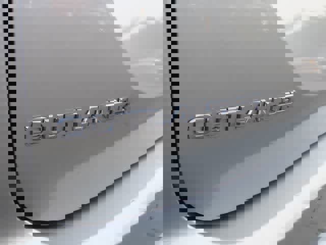 Used 2024 Mitsubishi Outlander SE AWD/4WD image 45