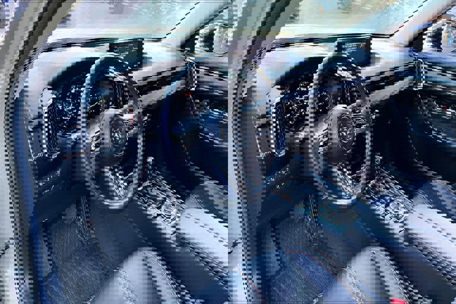 Used 2024 MAZDA CX-50 2.5 Turbo w/ Cargo Package image 17