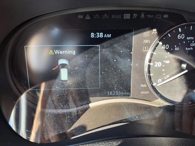 Used 2024 Nissan Kicks SR image 10