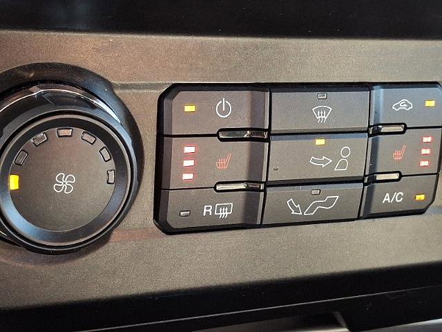 Certified 2019 Ford F150 XLT w/ Equipment Group 302A Luxury AWD/4WD image 24