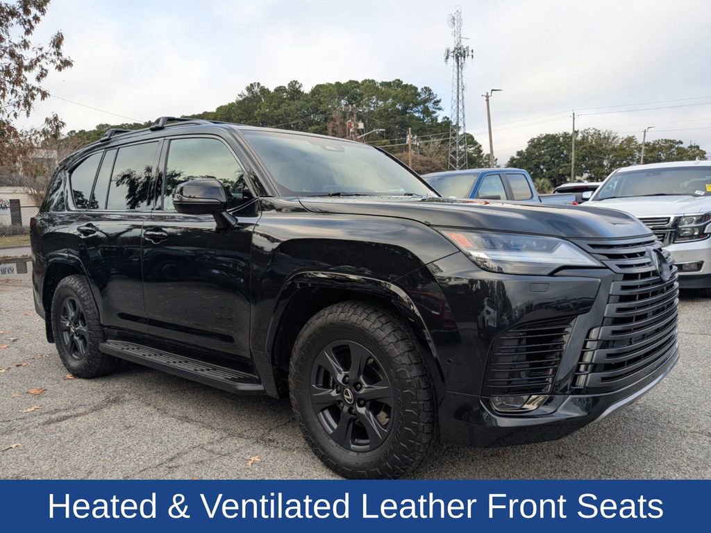 Used 2025 Lexus LX 700h Overtrail image 2