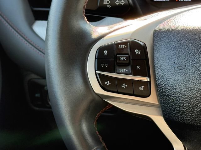 Certified 2025 Ford Explorer Active AWD/4WD image 31