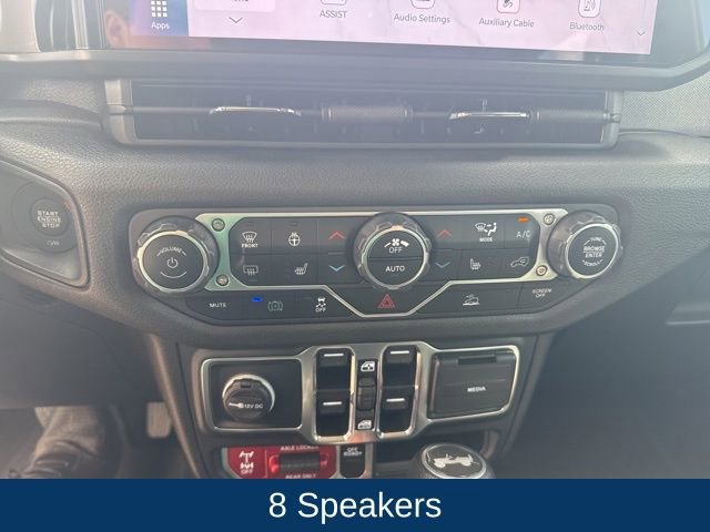 Used 2024 Jeep Wrangler Unlimited image 24