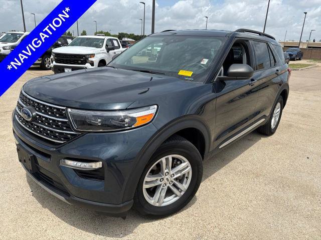 Certified 2023 Ford Explorer XLT w/ Equipment Group 202A AWD/4WD image 1