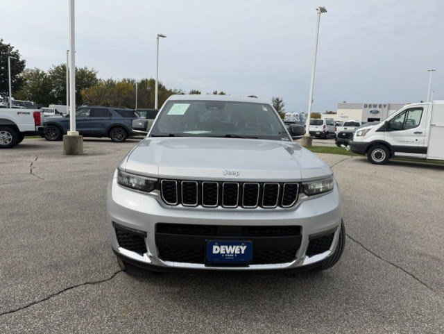 Used 2025 Jeep Grand Cherokee L Limited AWD/4WD image 2