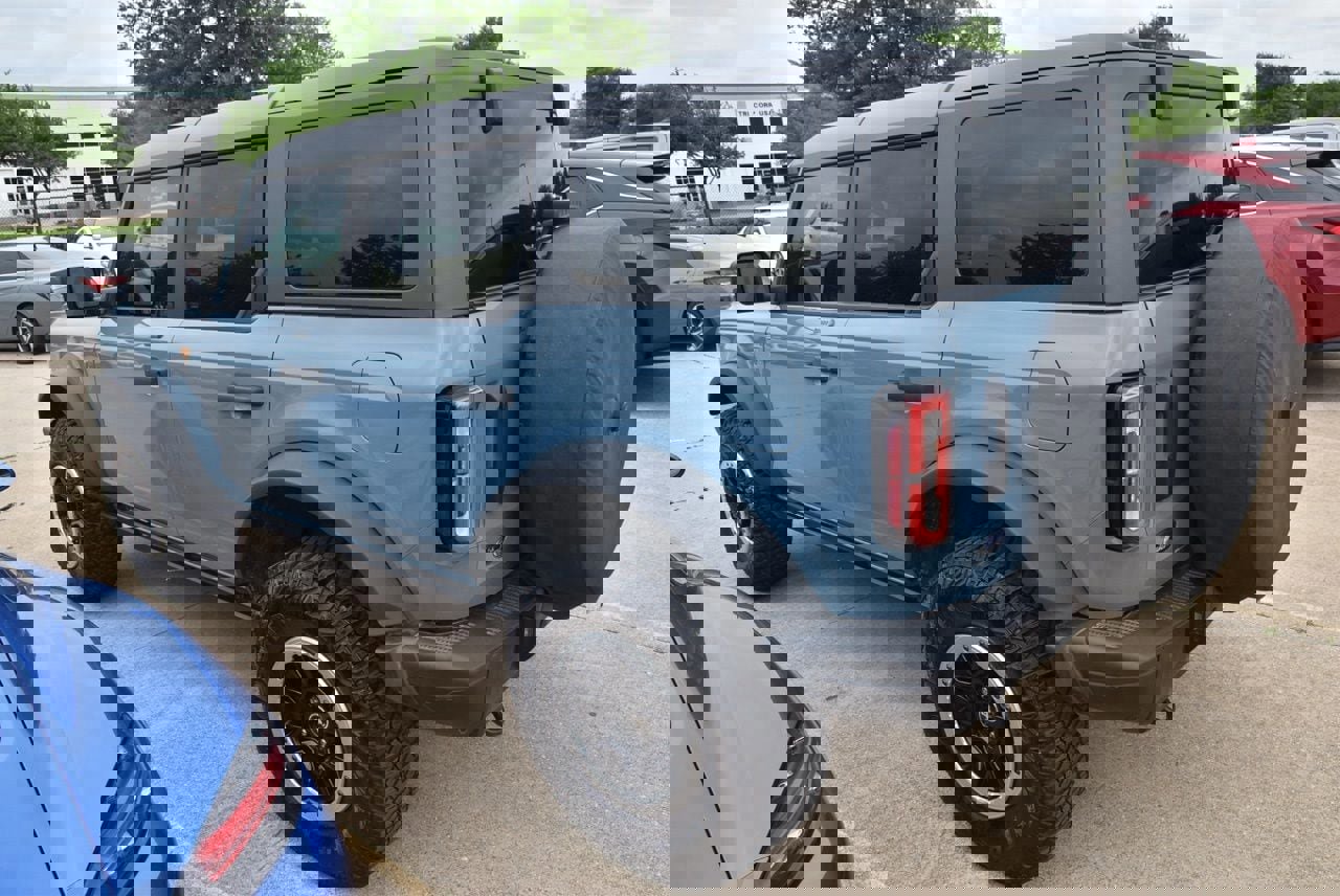 Certified 2023 Ford Bronco Badlands w/ Sasquatch Package image 4