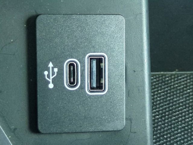 Certified 2025 Ford F150 Lariat w/ Equipment Group 501A Mid AWD/4WD image 23