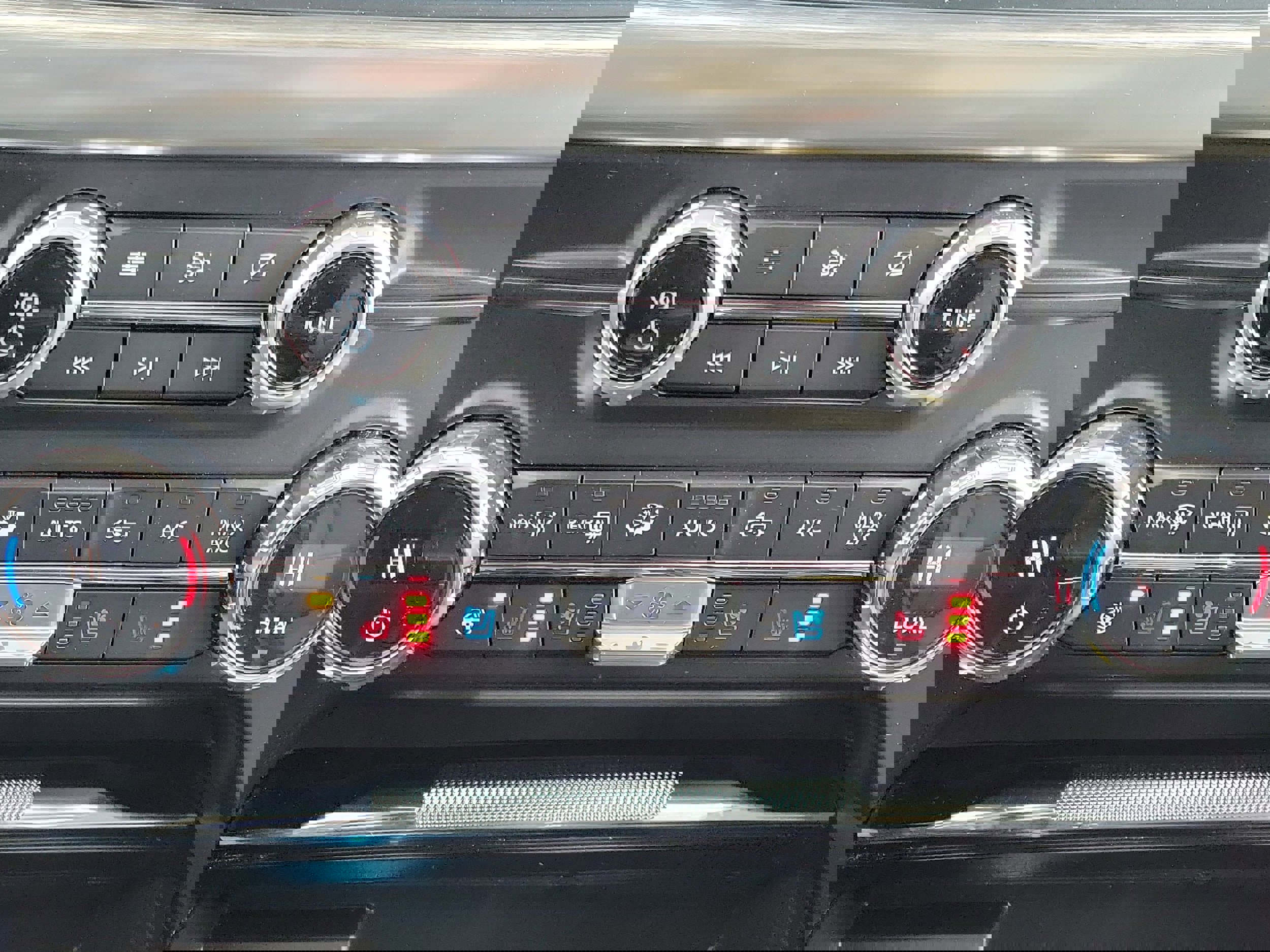 Certified 2021 Ford F150 Lariat w/ Equipment Group 502A High image 32