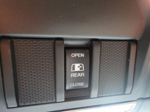 Used 2021 RAM 1500 Big Horn AWD/4WD image 30