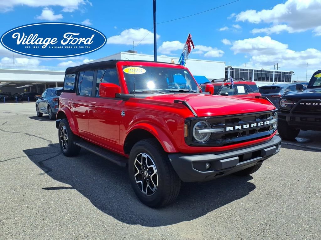 Certified 2023 Ford Bronco Outer Banks AWD/4WD image 4