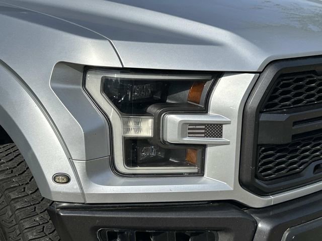 Certified 2018 Ford F150 Raptor w/ Equipment Group 802A Luxury image 9